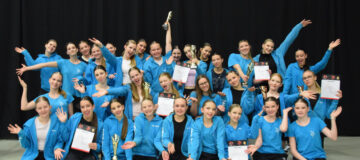 _Alle-UET-Dancers-Pokaltraeger_JunI-JunII-Allg-Klasse__dr