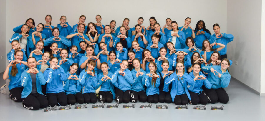 Alle-UET-Dancers-Tag-1__uetdancers__DanceStar-Qualifier-Celje__ml