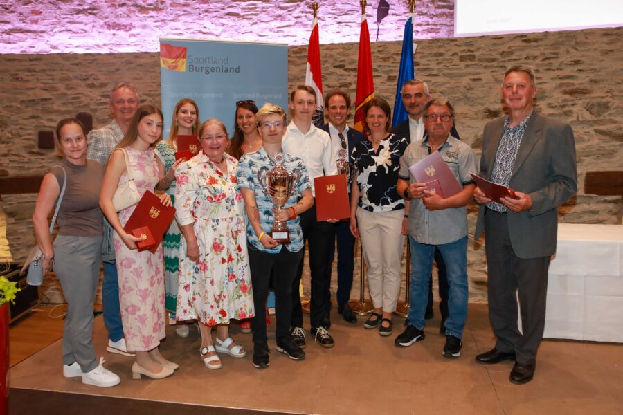 Gruppenfoto_UNION_Sportehrenzeichen_2024