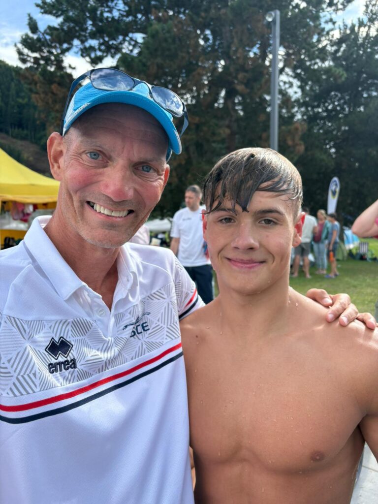 Jonas Drexler mit Trainer Tamás Plangár