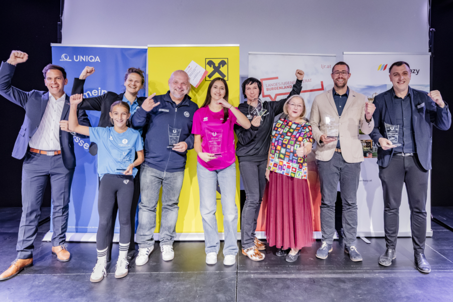 bild1b_allesieger-innen_jubel