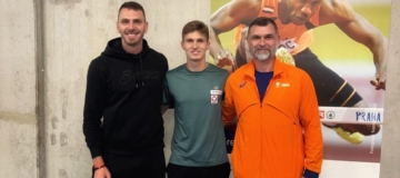 fc97203d-429b-43d7-babd-9741d5691a9c