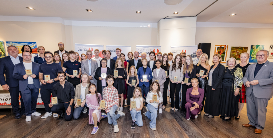 gala_gruppenfoto_geehrte_ehrengaeste
