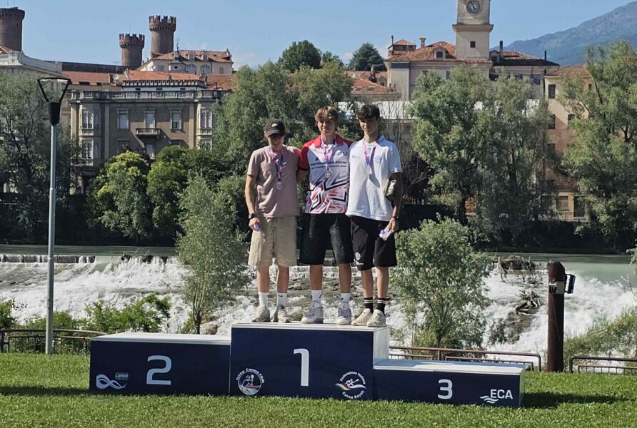 Siegerehrung K1M U16 Ivrea ECA Junior Slalom Cup 2025