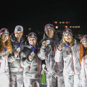 Rodeln-Team-Staffel-300x300 Rodeln-Team-Staffel-300x300