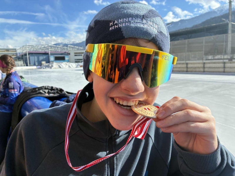 eee4d8fc-0a1d-415e-ad92-4360a0ec1237