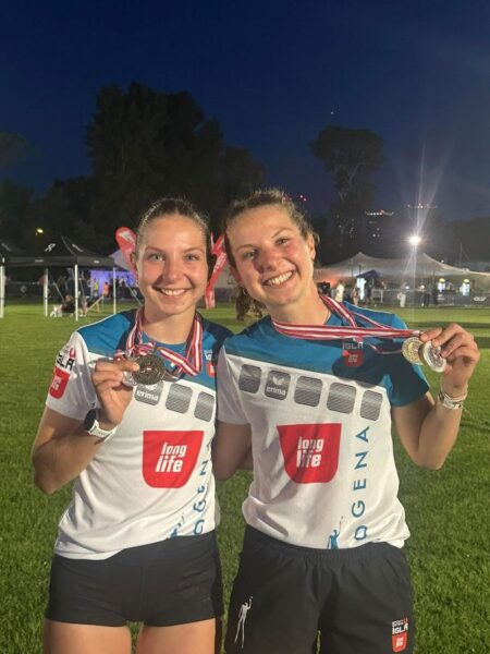 Die IGLA Mädels mit ihren Medaillen