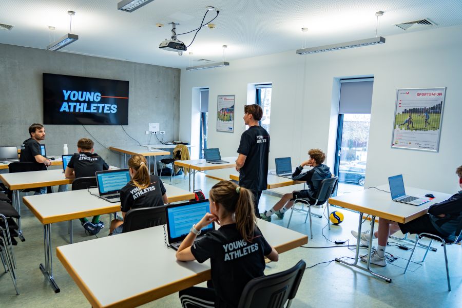 Young Athletes bei der sportpsychologischen Testung