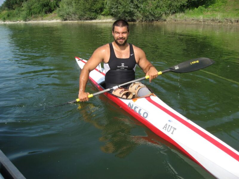 Mendy Swoboda im Kanu