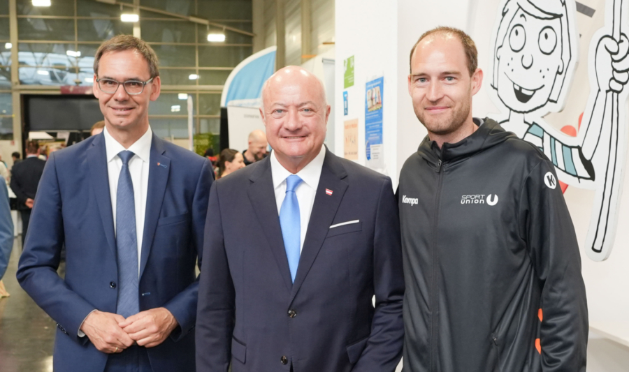 13595 Eröffnung Frühjahrsmesse SCHAU! mit BK Stocker und Messerundganger u. LR _7PRO2127