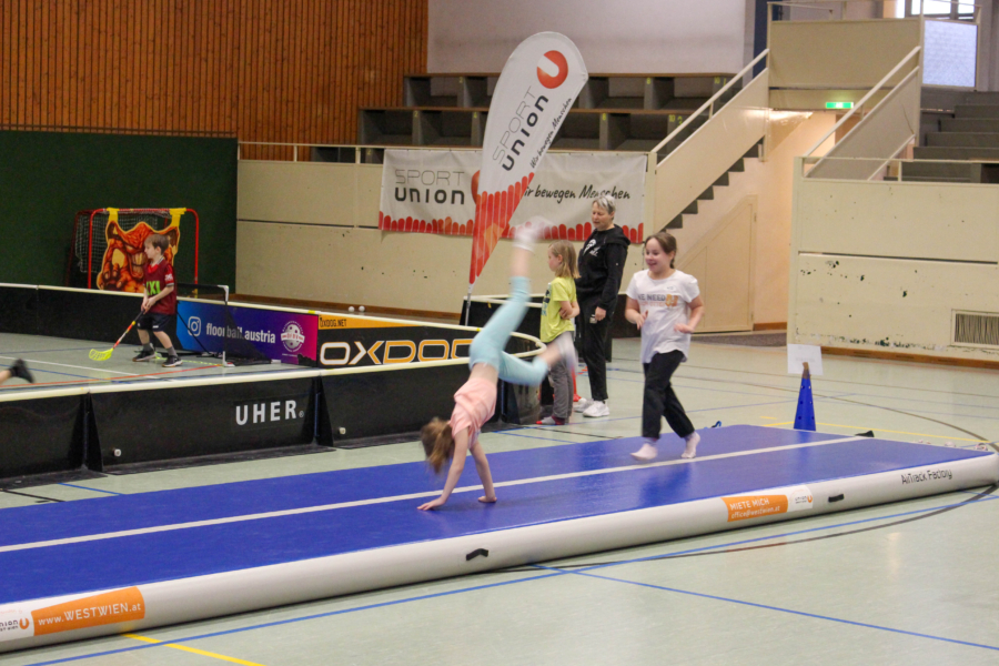 UGOTCHI Winter-FunOlympics_2026_29