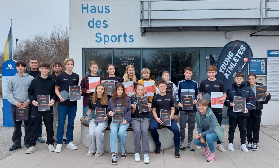 YA Abschlussevent-Gruppenfoto