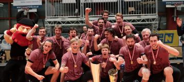Image shows the rejoicing of the team of Waldviertel